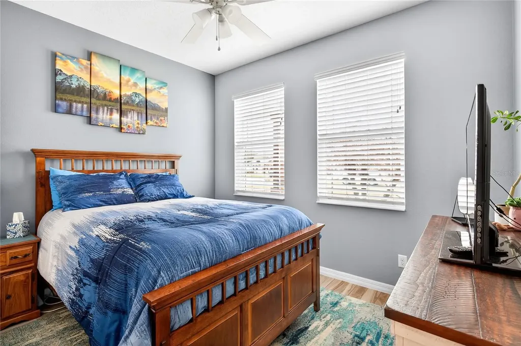 36452 Grand Island Oaks Circle Grand Island FL 32735