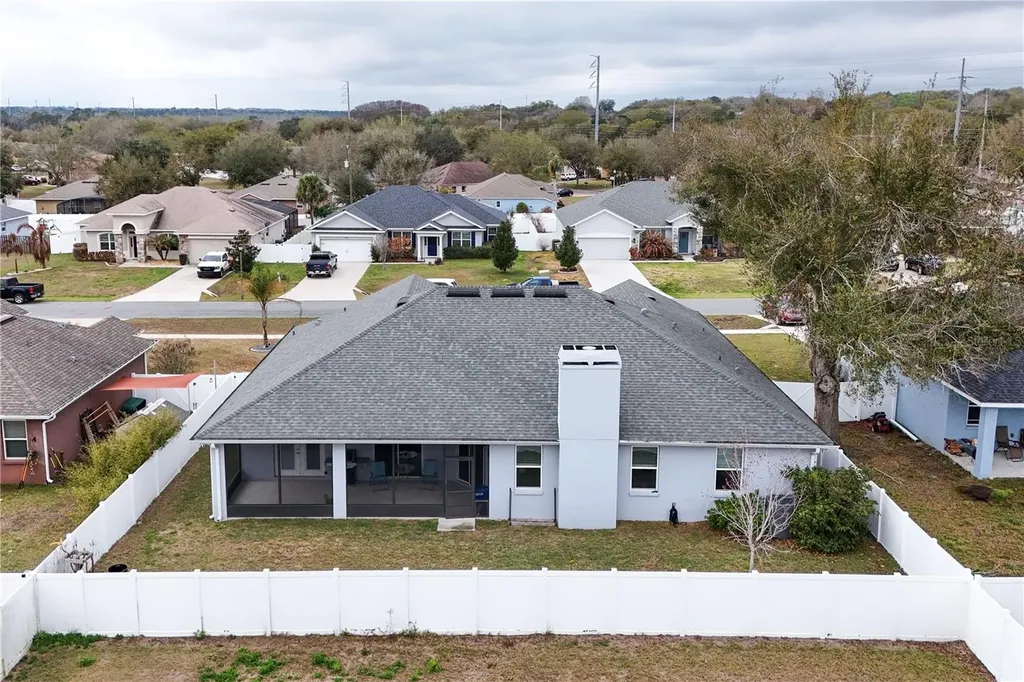 36452 Grand Island Oaks Circle Grand Island FL 32735