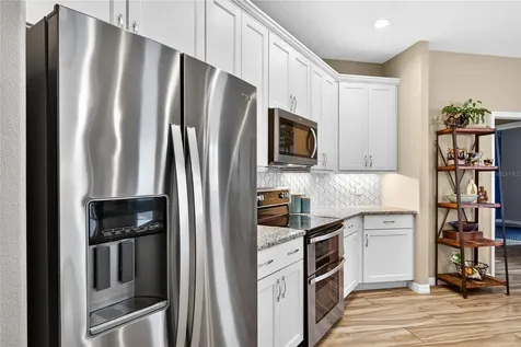 36452 Grand Island Oaks Circle Grand Island FL 32735