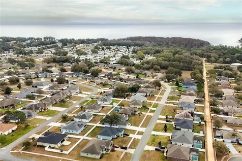 36452 Grand Island Oaks Circle Grand Island FL 32735