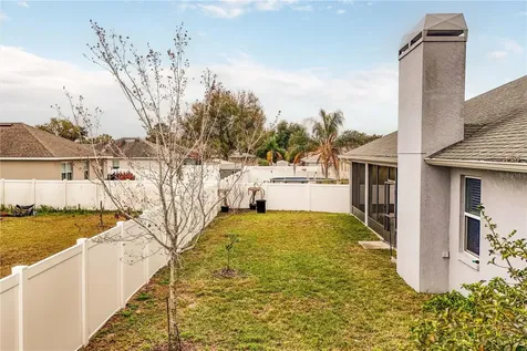 36452 Grand Island Oaks Circle Grand Island FL 32735