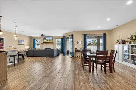 36452 Grand Island Oaks Circle Grand Island FL 32735