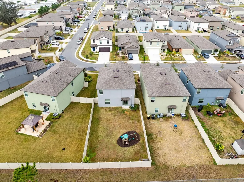 1791 Yellow Trail Lakeland FL 33801