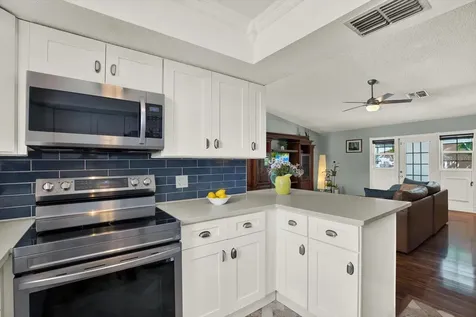 4941 Cardinal Trail Palm Harbor FL 34683