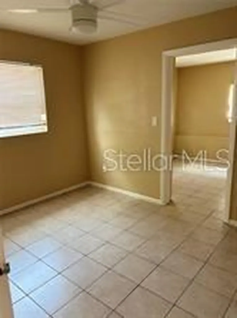1427 15th Street S St Petersburg FL 33705