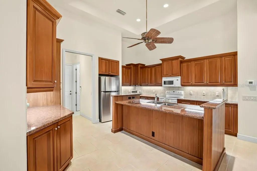 6197 9th Avenue Circle NE Bradenton FL 34212
