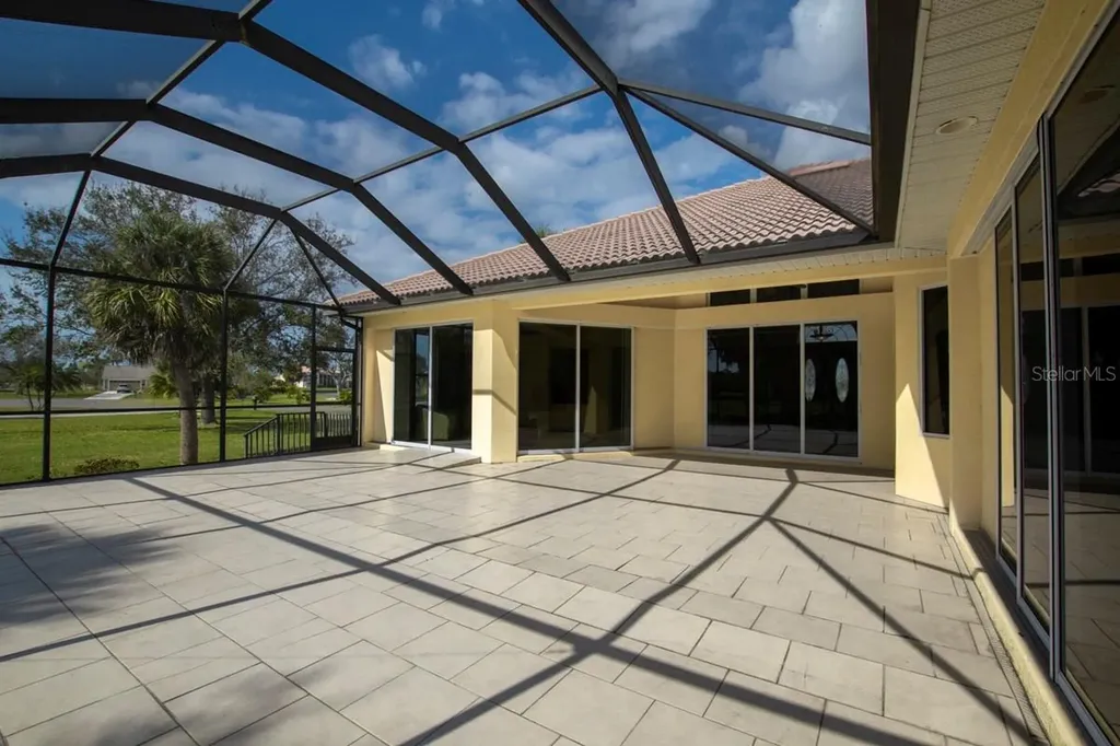 6197 9th Avenue Circle NE Bradenton FL 34212