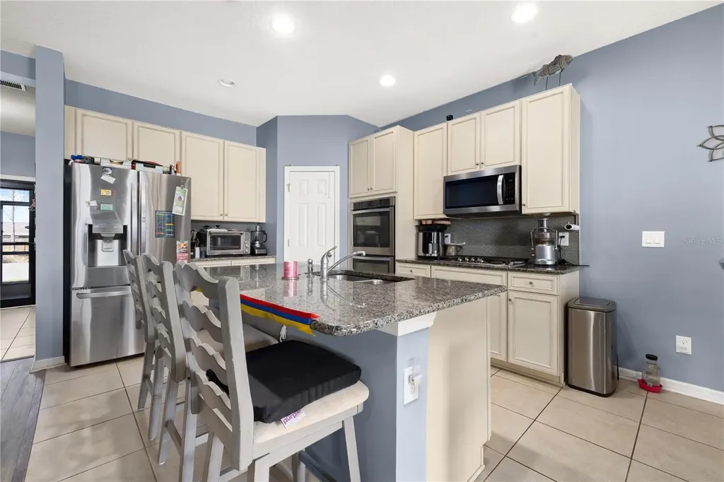 395 Blue Cypress Drive Groveland FL 34736