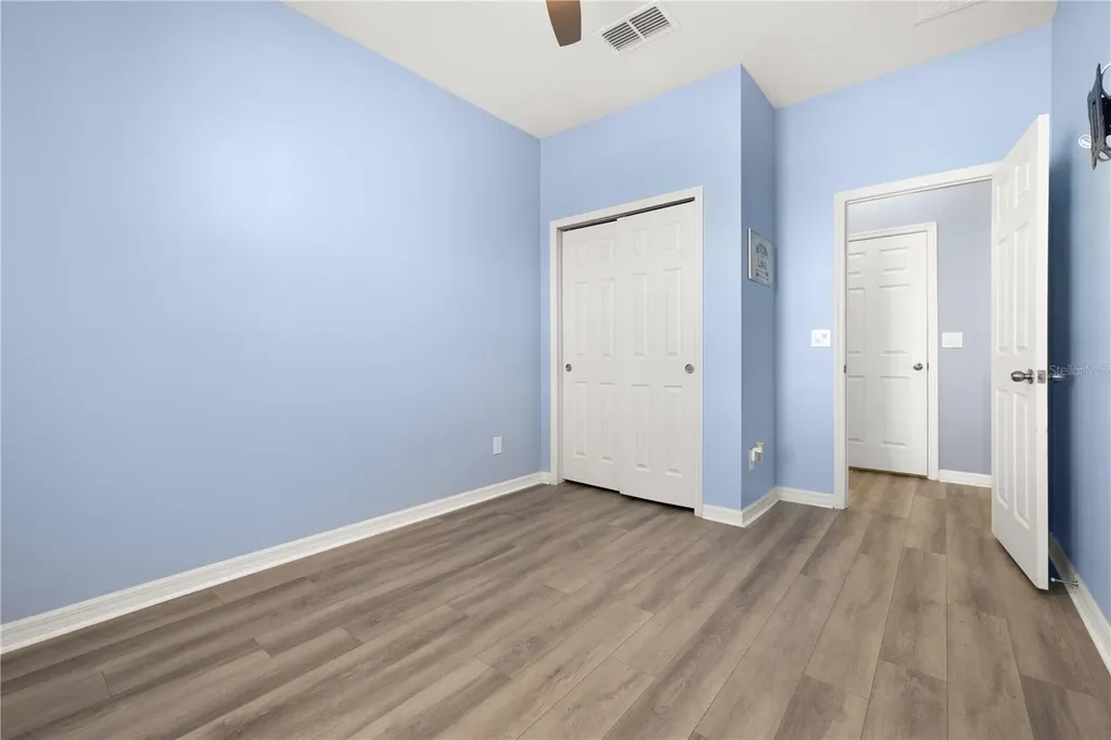 395 Blue Cypress Drive Groveland FL 34736