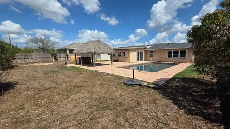 4418 SW 1st Avenue Cape Coral FL 33914