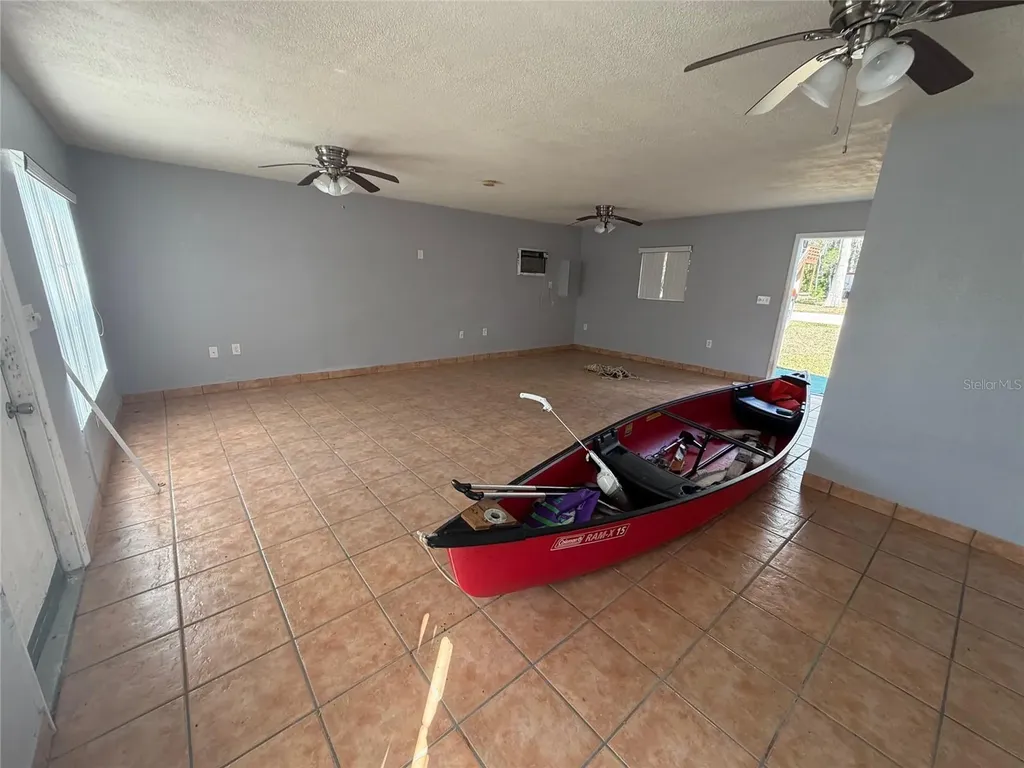 7255 Tropical Drive Weeki Wachee FL 34607