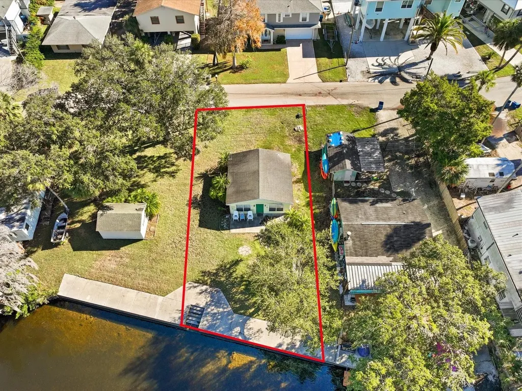 7255 Tropical Drive Weeki Wachee FL 34607