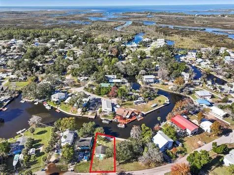 7255 Tropical Drive Weeki Wachee FL 34607