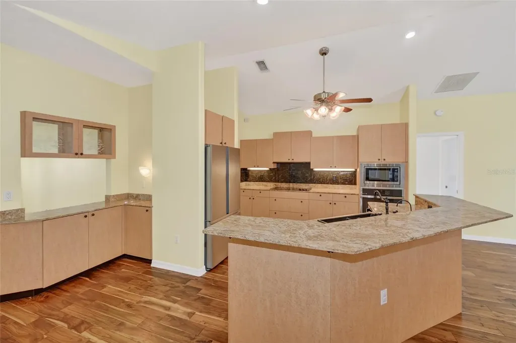 952 Bel Air Star Parkway Sarasota FL 34240