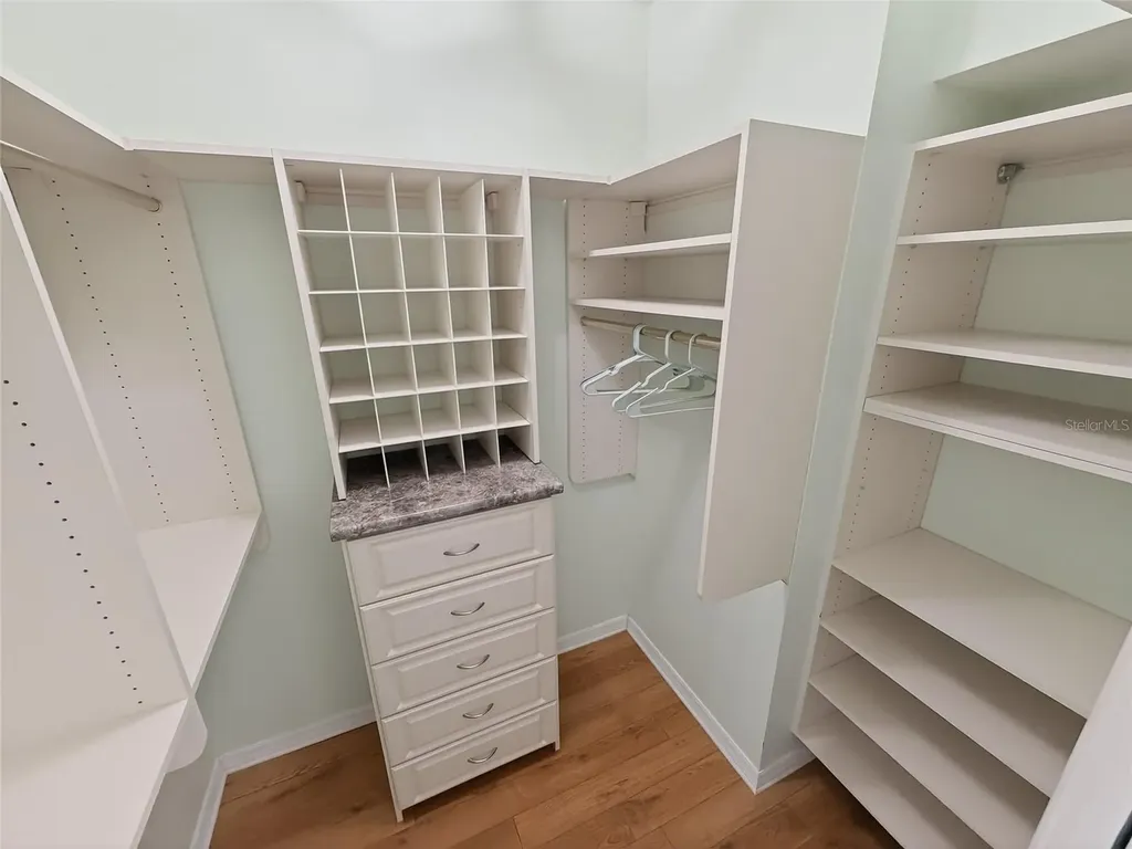 952 Bel Air Star Parkway Sarasota FL 34240