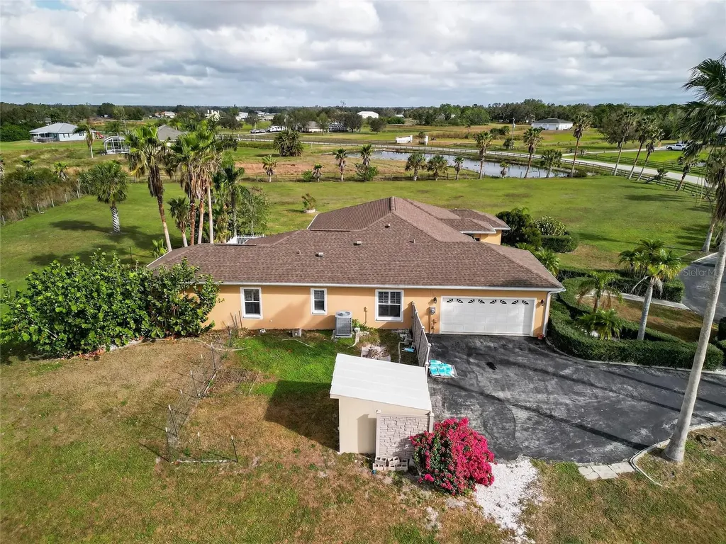 952 Bel Air Star Parkway Sarasota FL 34240