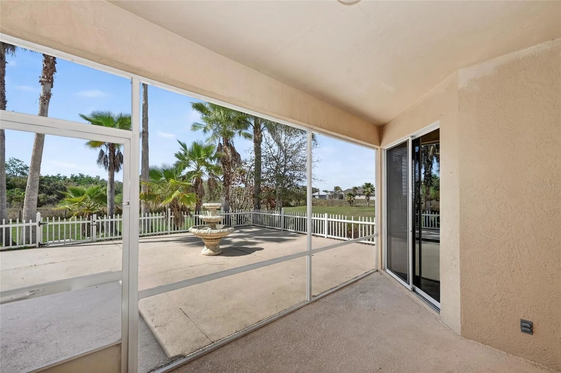 952 Bel Air Star Parkway Sarasota FL 34240