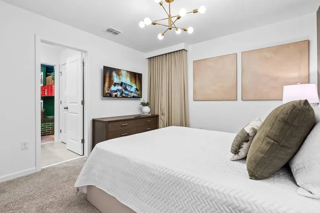 9179 Breeze Mist Terrace Davenport FL 33897