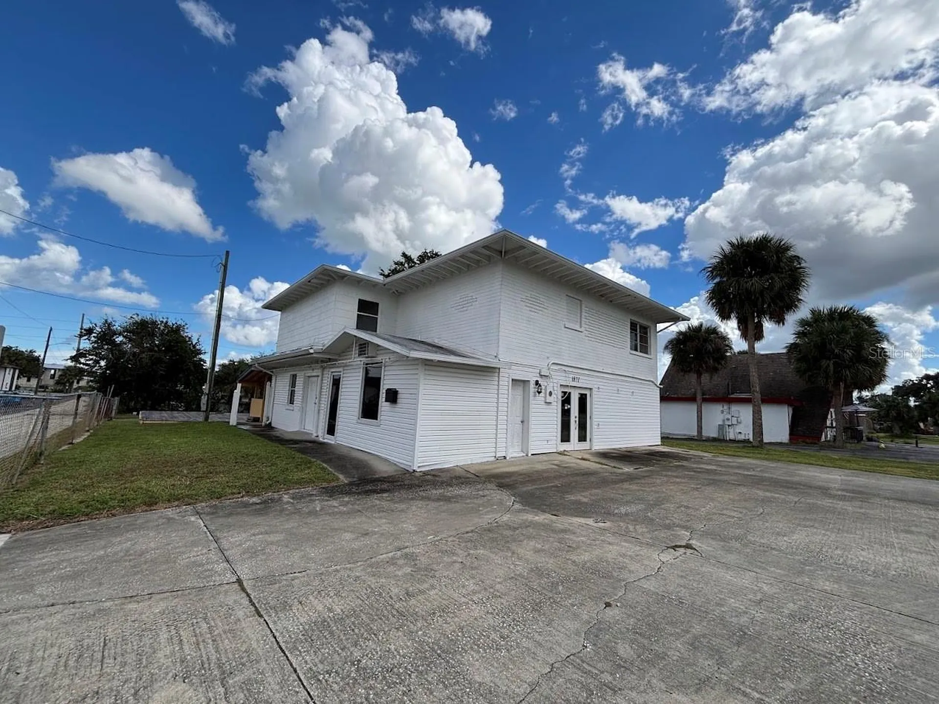 1871 S Ridgewood Avenue South Daytona FL 32119