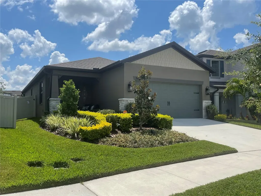 7616 Yale Harbor Drive Wesley Chapel FL 33545