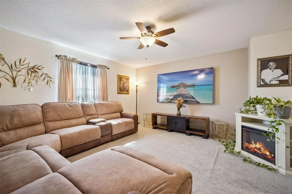 8734 Hinsdale Heights Drive Polk City FL 33868