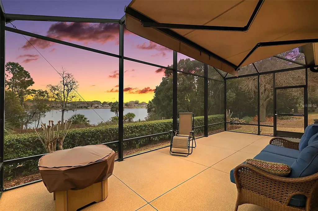 8124 Bridgeport Bay Circle Mount Dora FL 32757