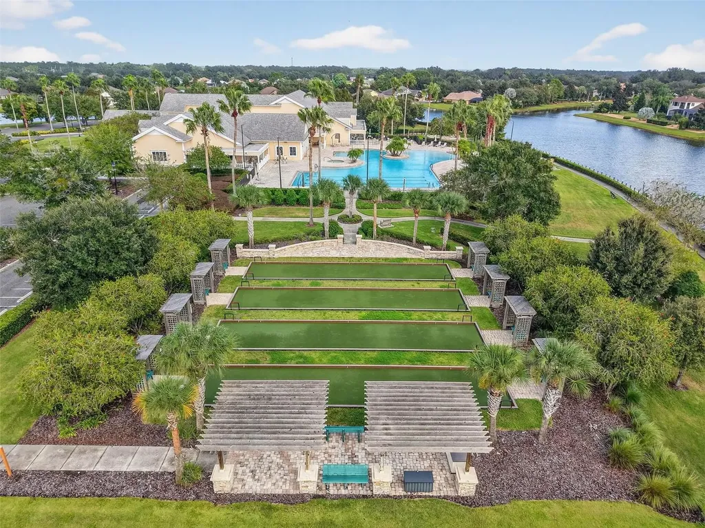 8124 Bridgeport Bay Circle Mount Dora FL 32757