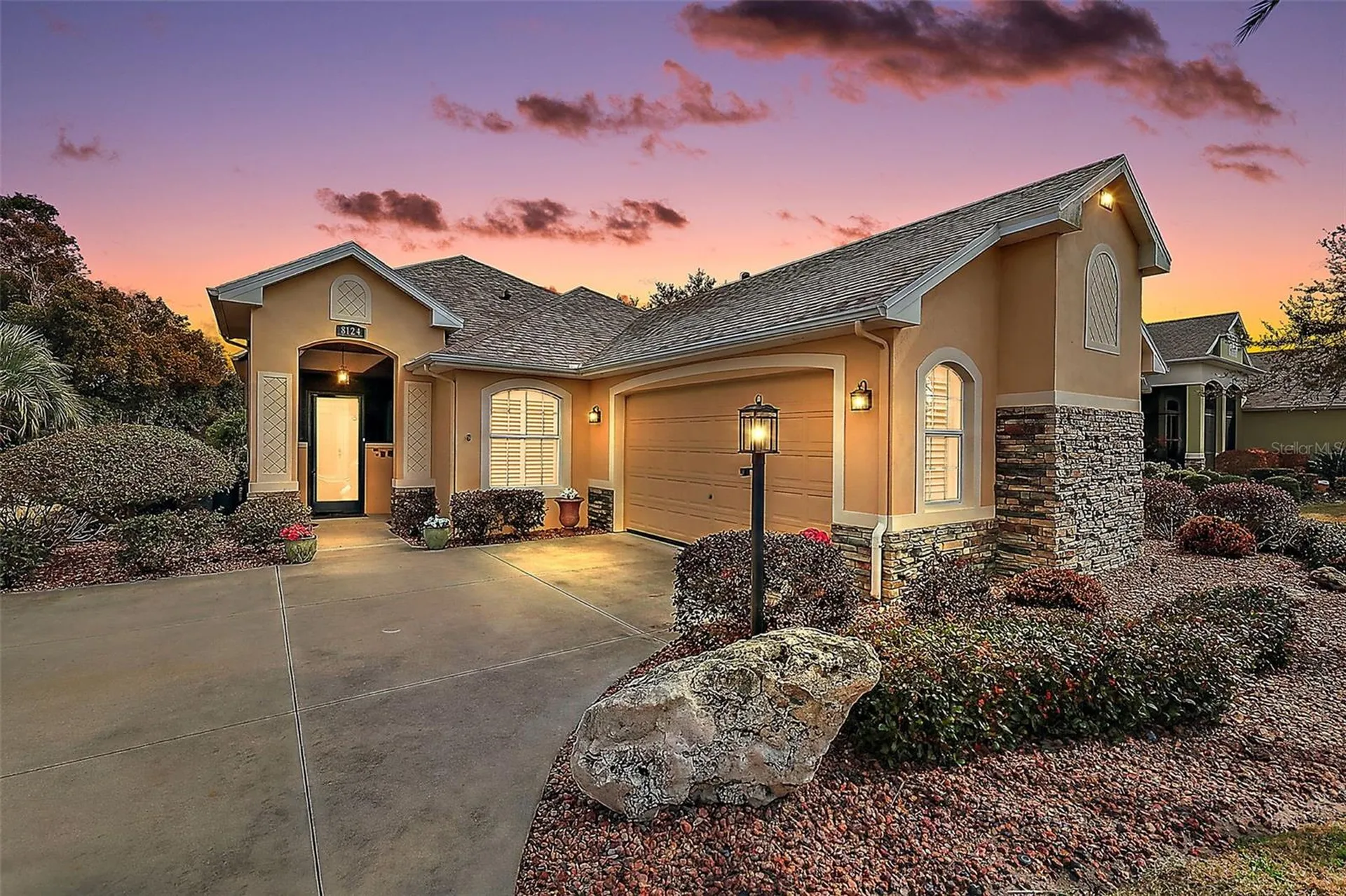 8124 Bridgeport Bay Circle Mount Dora FL 32757