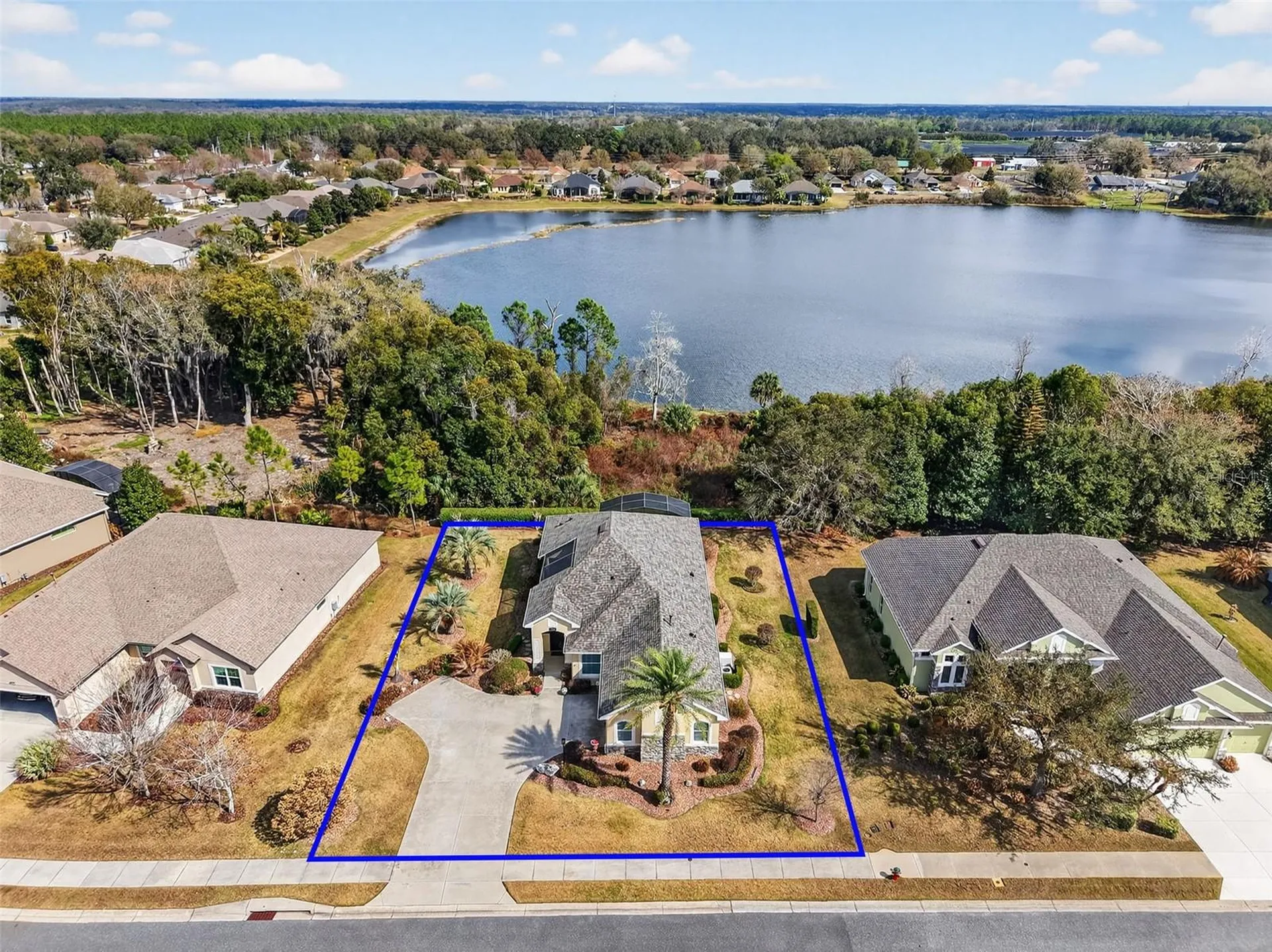 8124 Bridgeport Bay Circle Mount Dora FL 32757