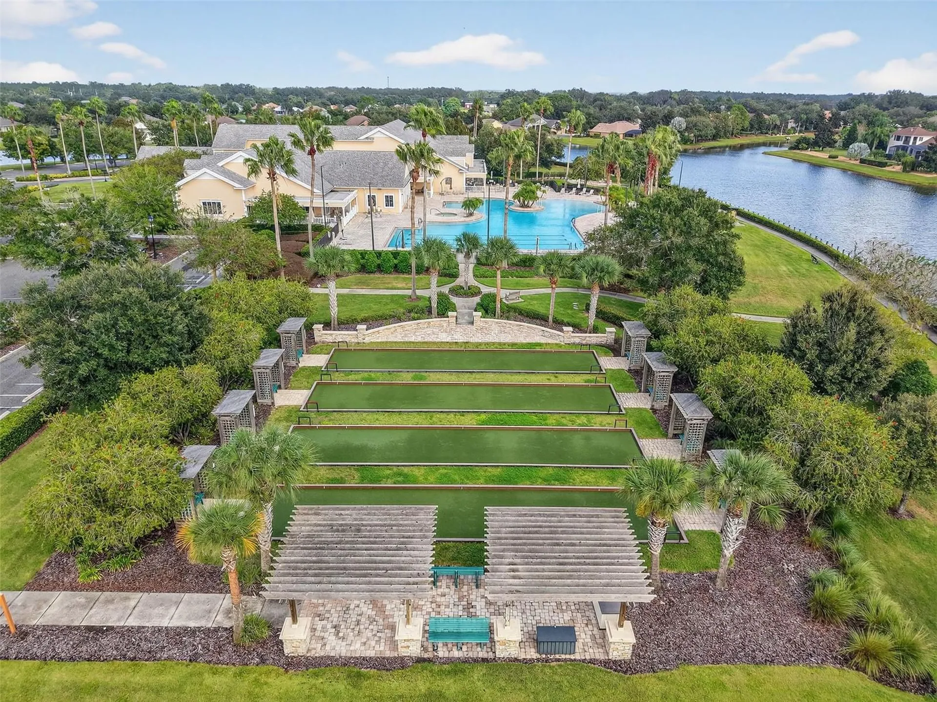 8124 Bridgeport Bay Circle Mount Dora FL 32757