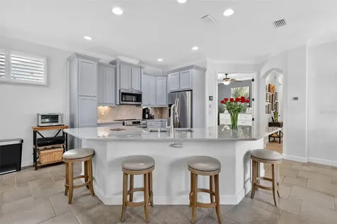 8124 Bridgeport Bay Circle Mount Dora FL 32757