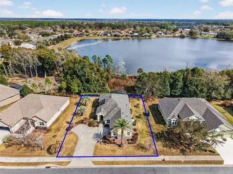 8124 Bridgeport Bay Circle Mount Dora FL 32757