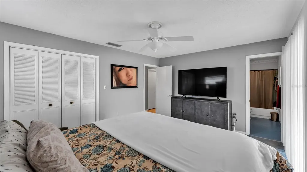 5717 Lake Grove Drive Lakeland FL 33809