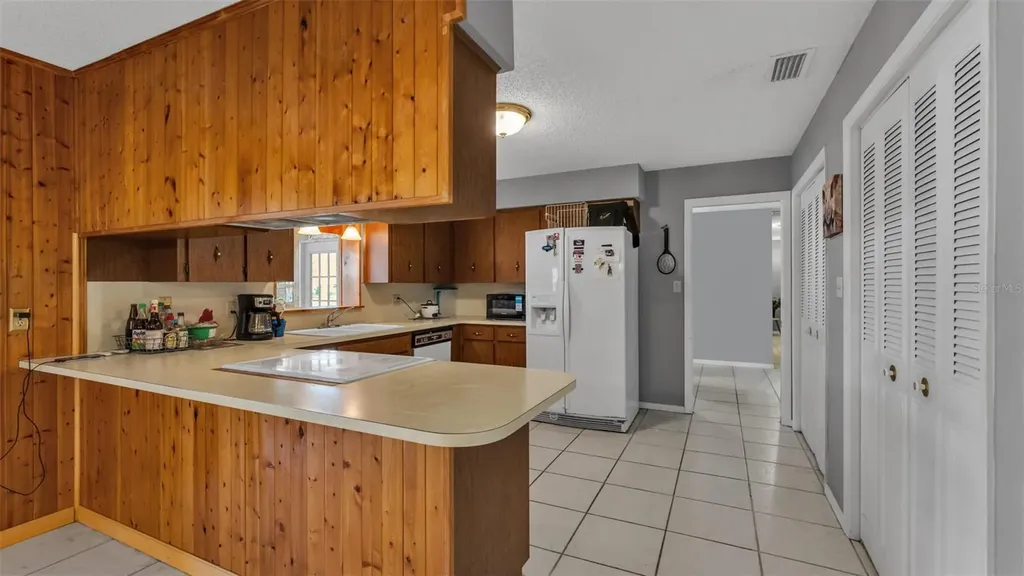5717 Lake Grove Drive Lakeland FL 33809