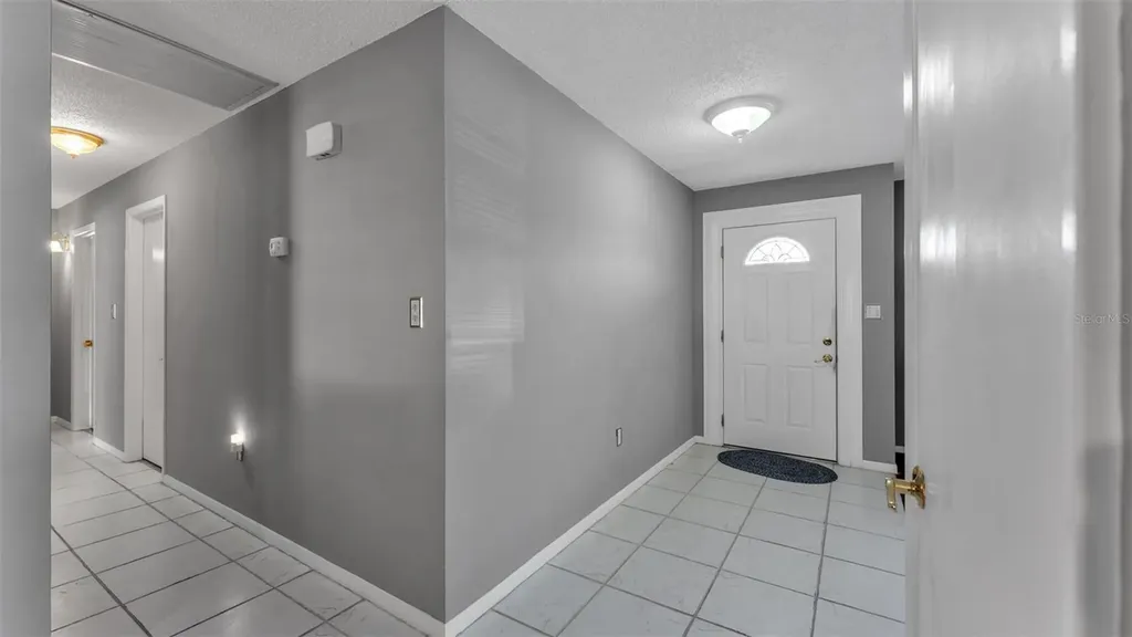 5717 Lake Grove Drive Lakeland FL 33809