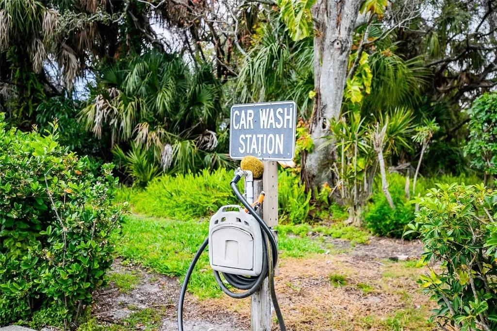 509 Lakeside Drive Bradenton FL 34210