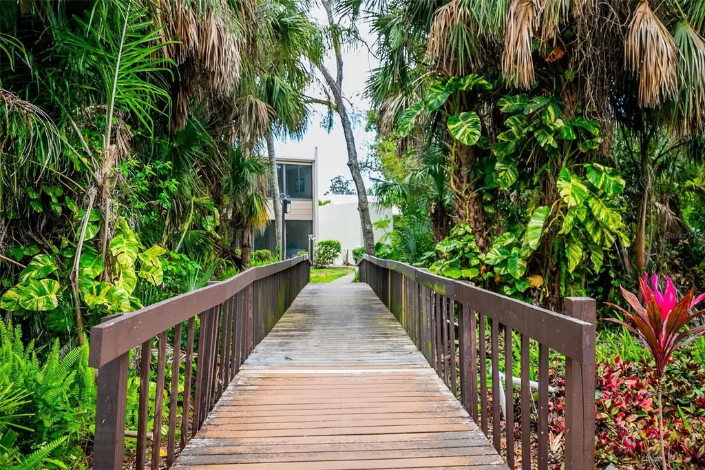 509 Lakeside Drive Bradenton FL 34210
