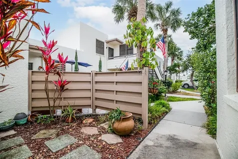 509 Lakeside Drive Bradenton FL 34210
