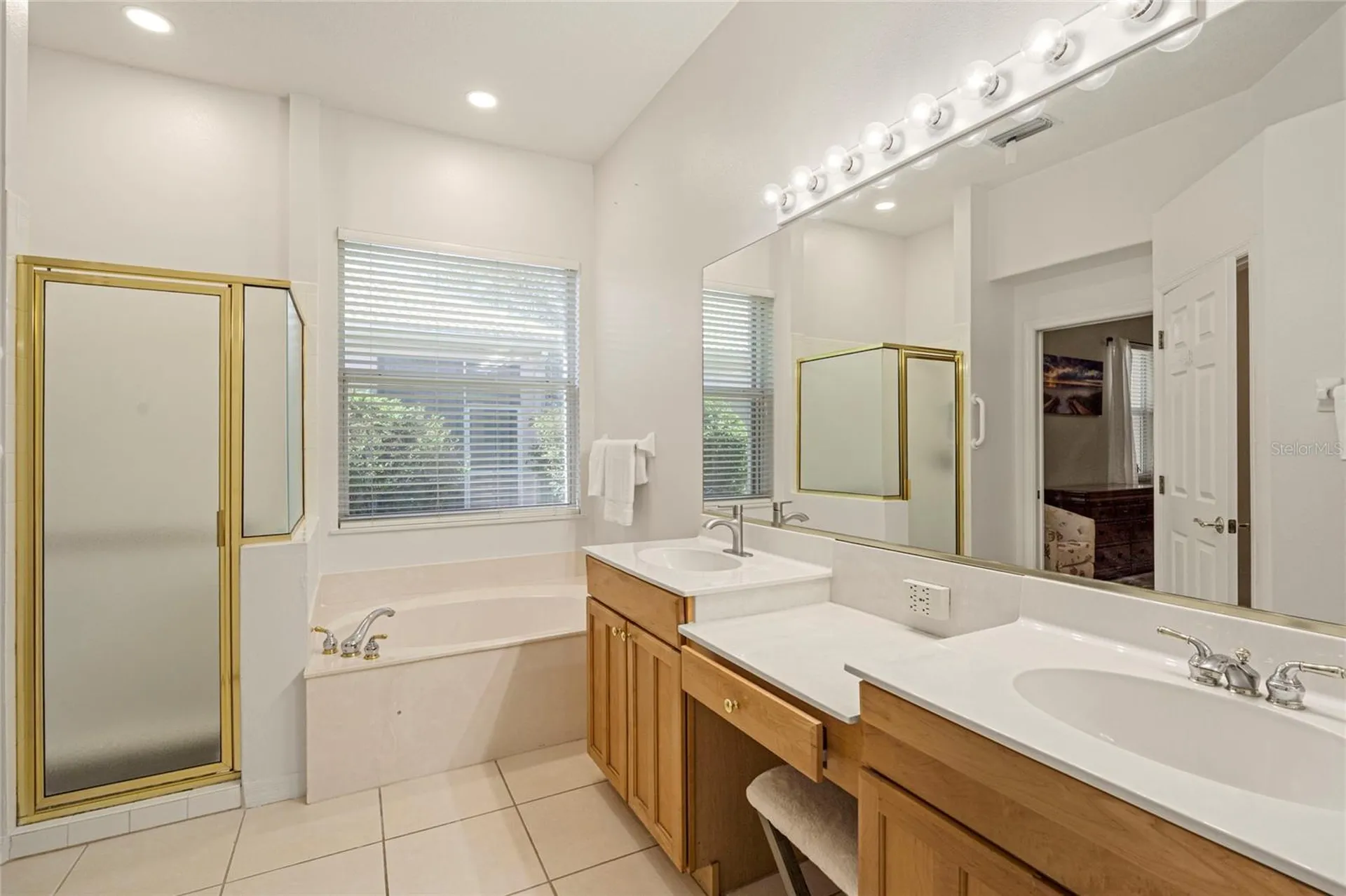 5113 Flagstone Drive Sarasota FL 34238