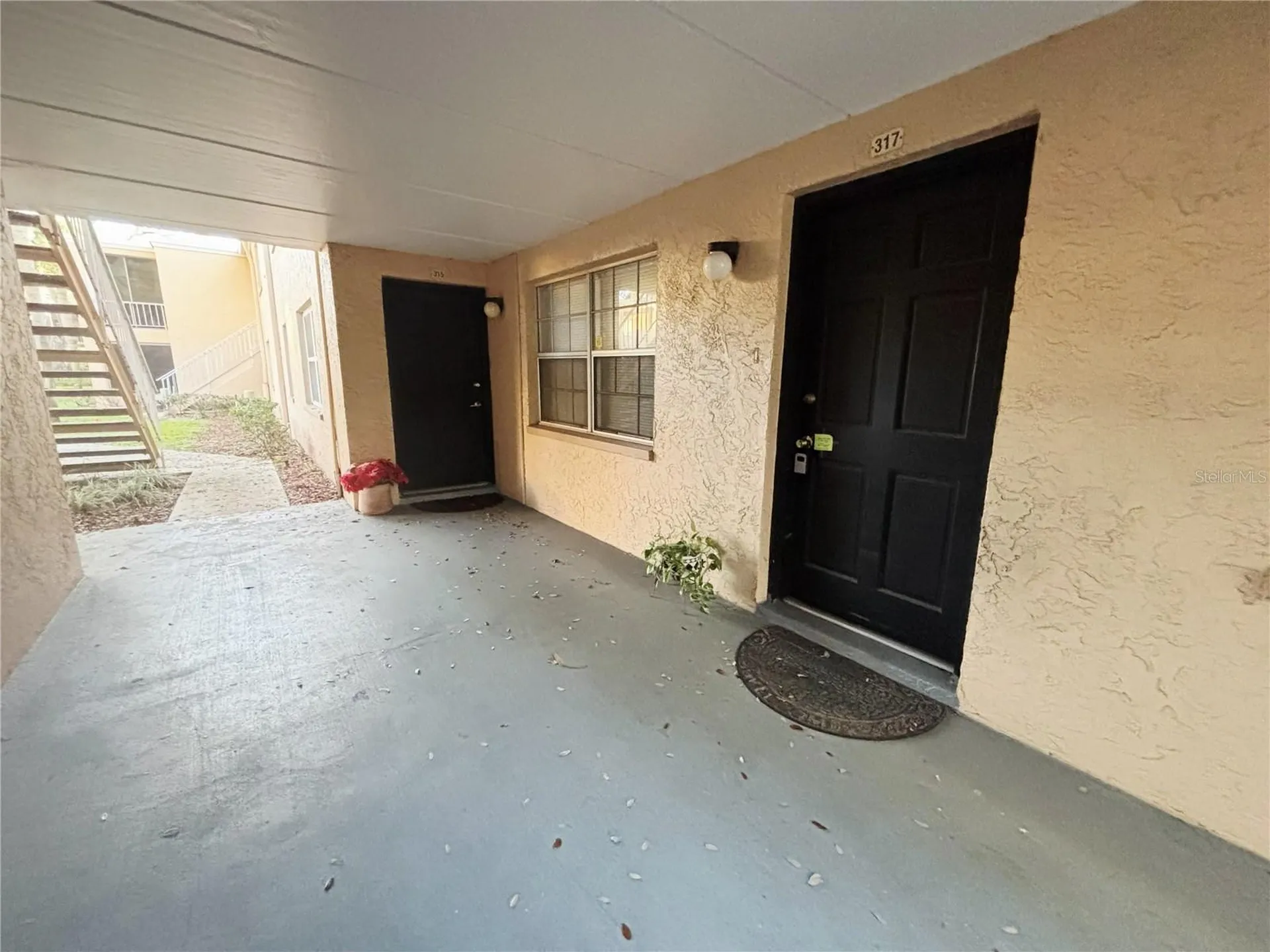 4718 Christa Court Tampa FL 33614