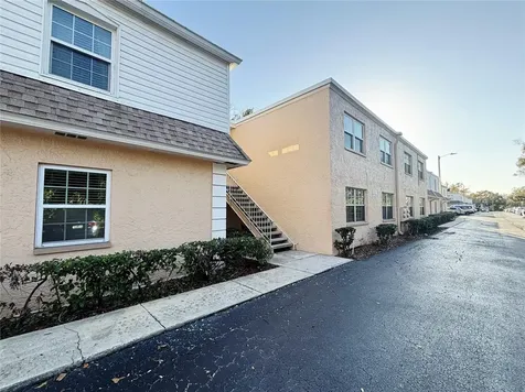 4718 Christa Court Tampa FL 33614