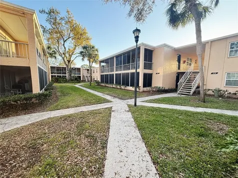 4718 Christa Court Tampa FL 33614