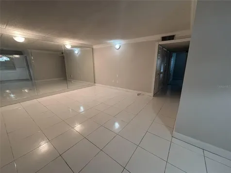 4718 Christa Court Tampa FL 33614
