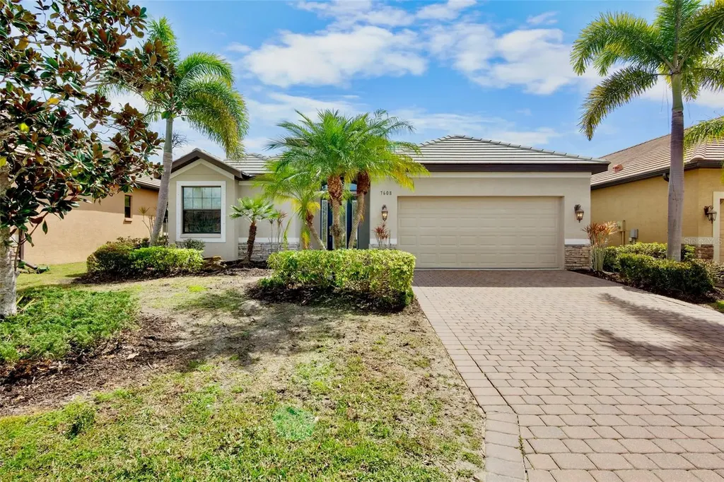 7608 Rio Bella Bradenton FL 34201