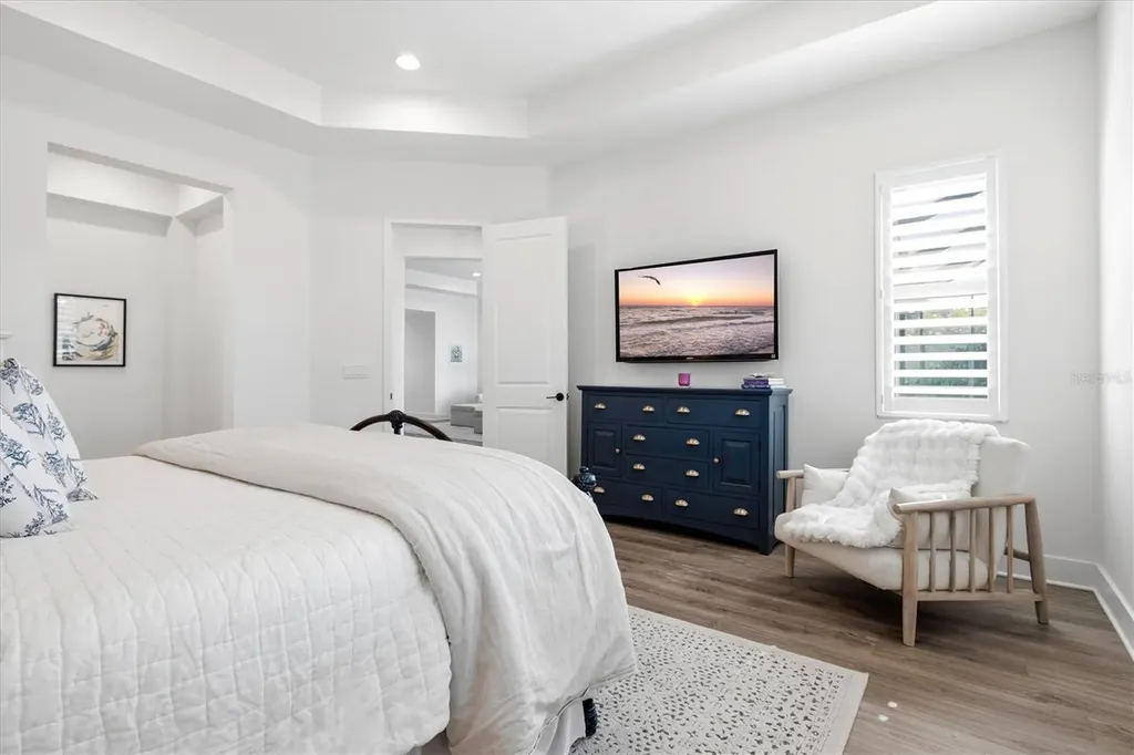 6152 Lungo Lago Drive Sarasota FL 34241