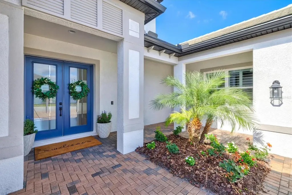 6152 Lungo Lago Drive Sarasota FL 34241