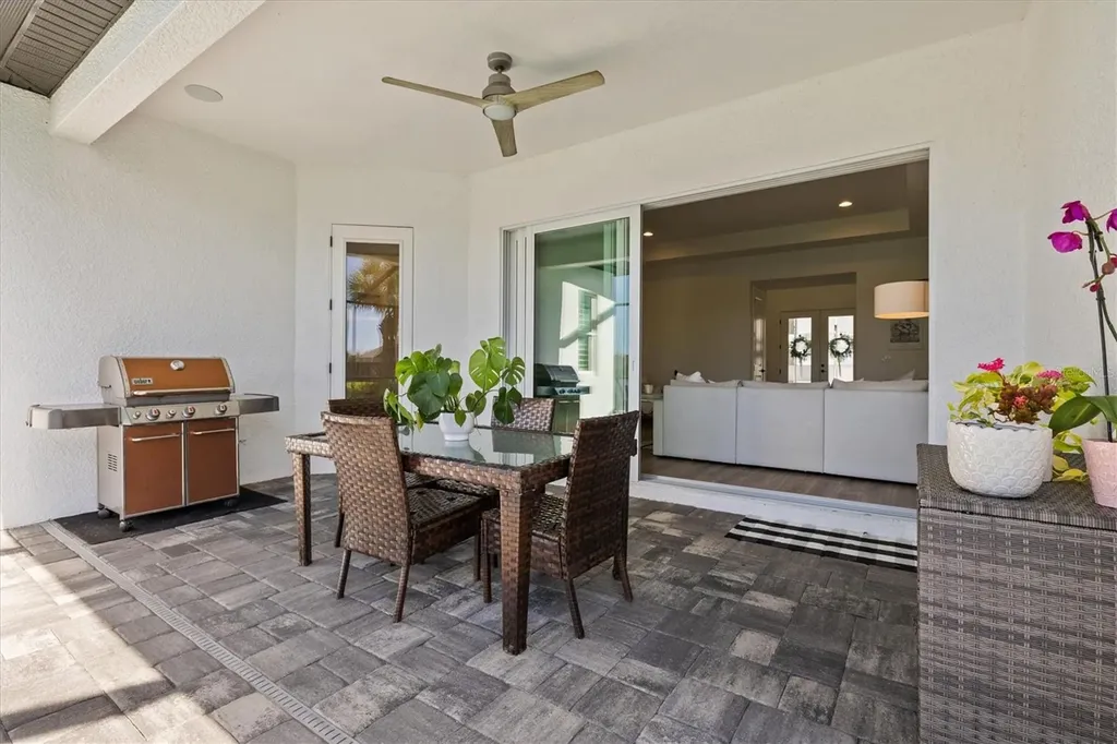 6152 Lungo Lago Drive Sarasota FL 34241