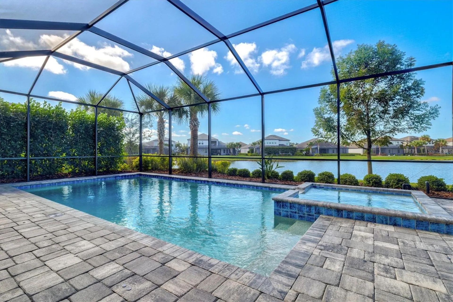 6152 Lungo Lago Drive Sarasota FL 34241