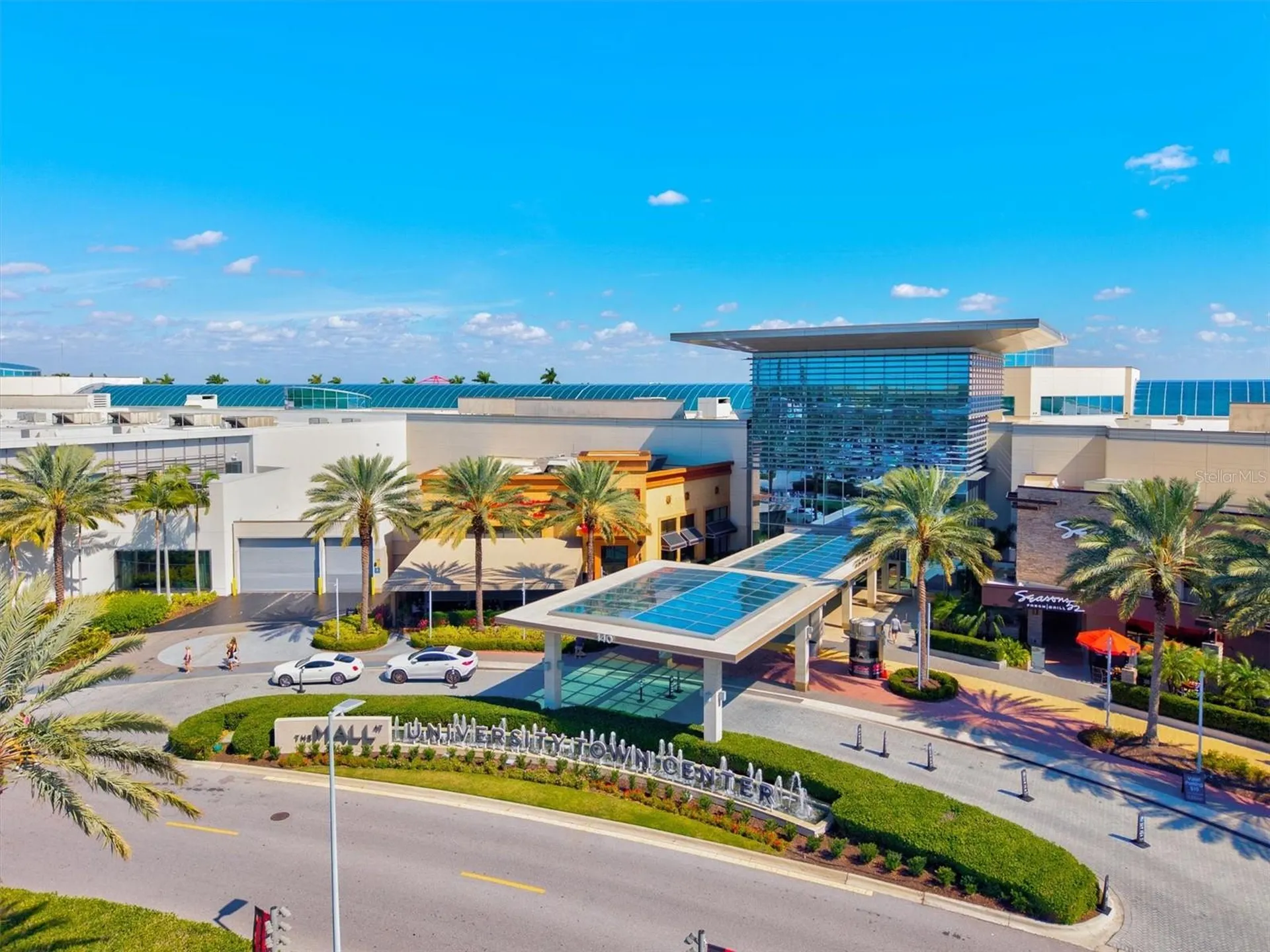 6152 Lungo Lago Drive Sarasota FL 34241