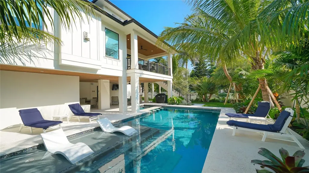 307 62nd Street Holmes Beach FL 34217